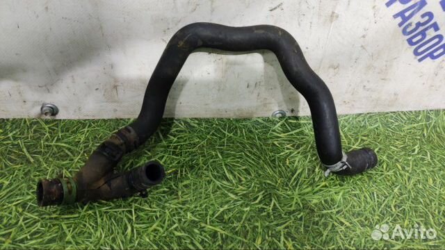 Патрубок системы охлаждения Renault Megane 2