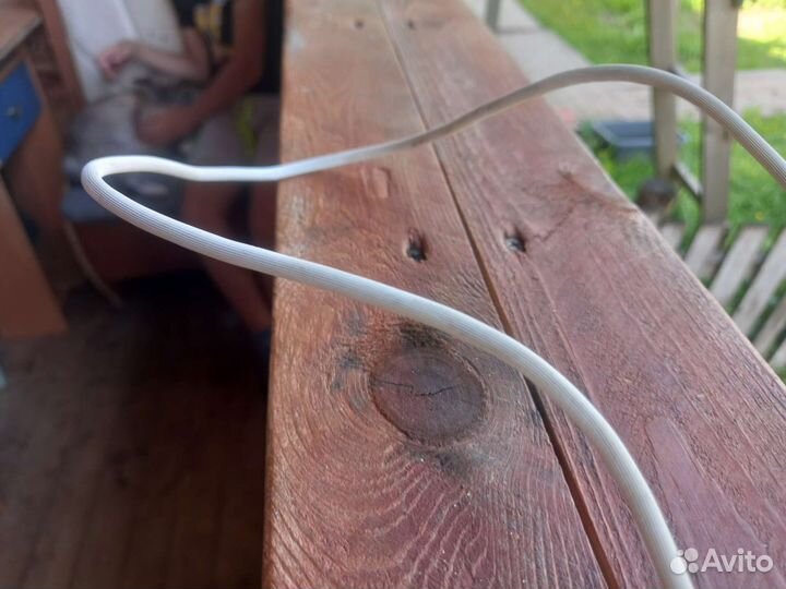 Кабель для телефона