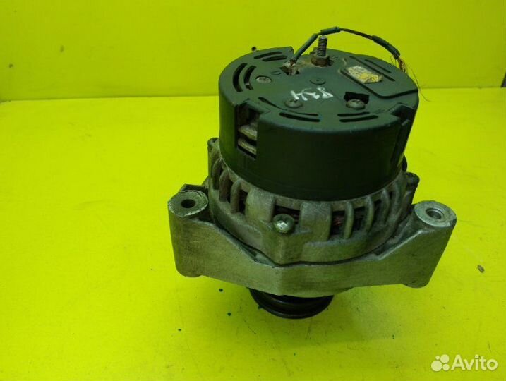 Генератор Volkswagen Passat B3 KR 1989