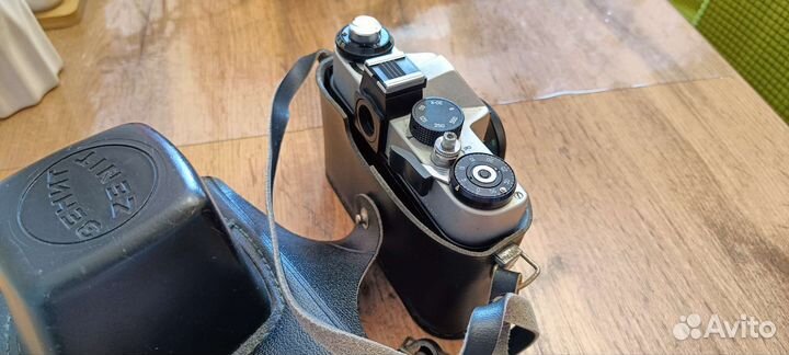 Пленочный фотоаппарат zenith