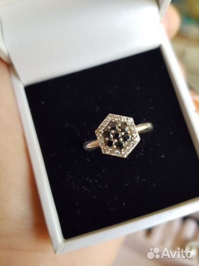 Серебрянные кольца 14 размера