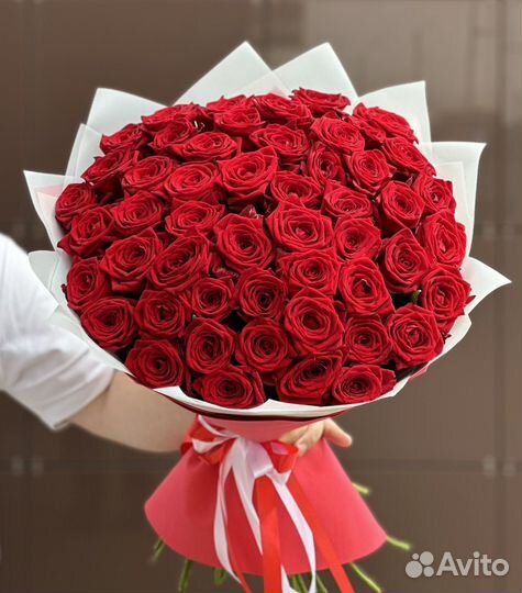 Роза Ред Наоми 60 см 51 штука