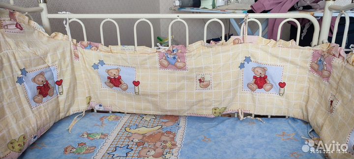 Мягкие борта и балдахин для детской кроватки