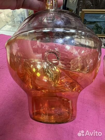 2 графина с лебедями. стекло СССР