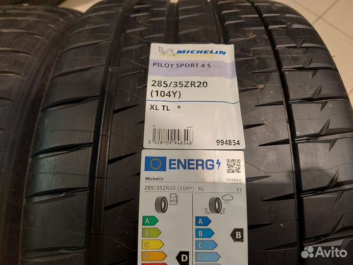 Michelin Pilot Sport 4 S 275/35 R20 и 285/35 R20