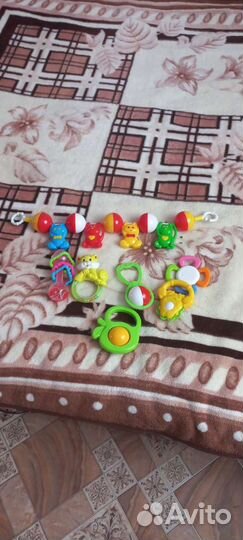 Игрушки погремушки пакетом