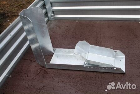 Упор переднего колеса мотоцикла с захватом в приц