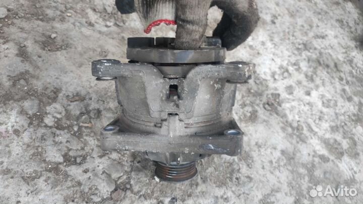 Генератор на Опель Астра H Z18XER