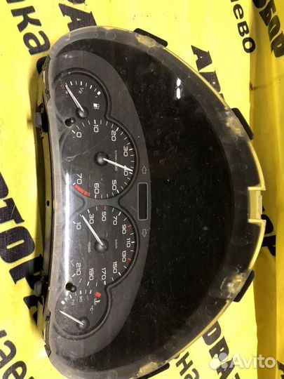 Щиток приборов Peugeot 206