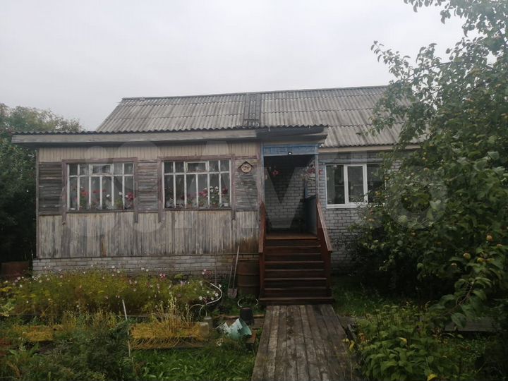 Дом 97,3 м² на участке 12 сот.