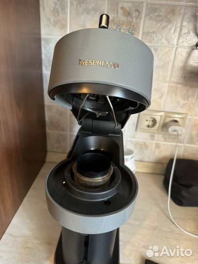 Кофеварка капсульная nespresso delonghi