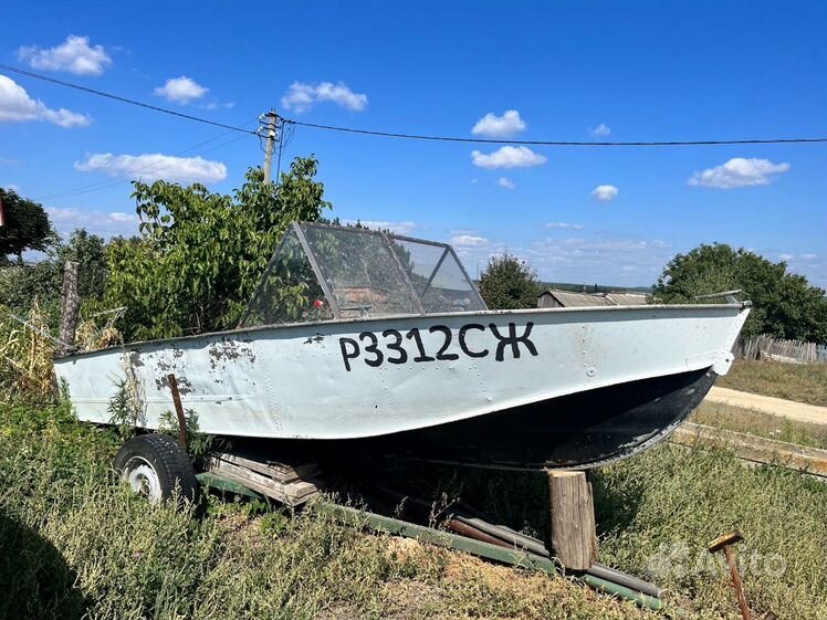 Сиденье в лодку, кресло для лодки, стойки и шарниры для сидений на судне купить в Санкт-Петербурге