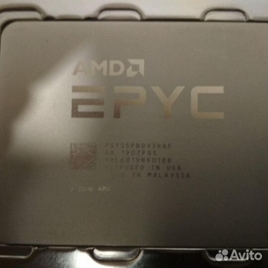 AMD epyc 7551 Gigabyte mz32-ar0 SP3