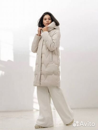 Пуховик зимний женский