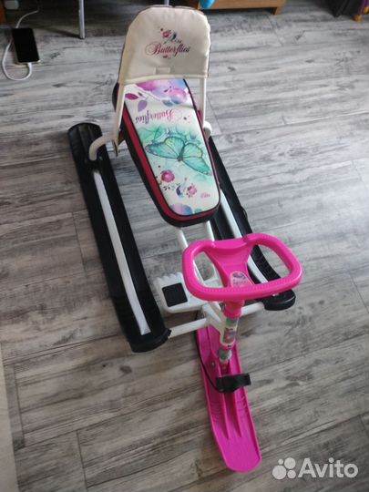 Детский снегокат со спинкой