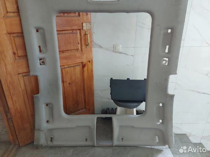 Обшивка потолка Audi Q7 внедорожник 3.6 2007