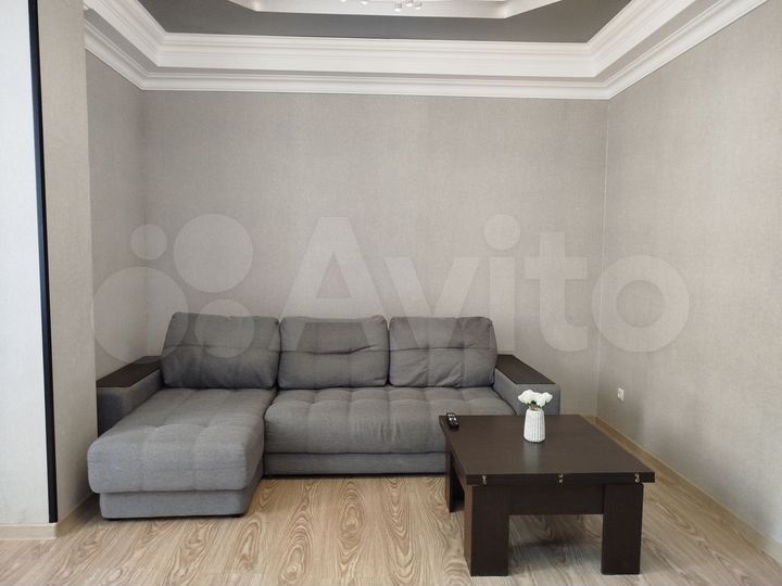 2-к. квартира, 70 м², 9/11 эт.