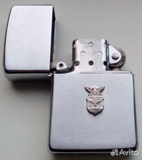 Zippo 1968 года,made in USA.Военная