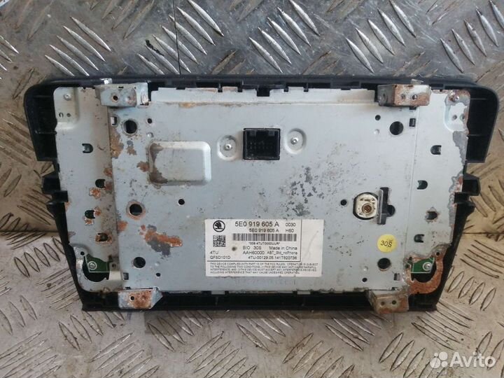 Магнитола Skoda Octavia A7