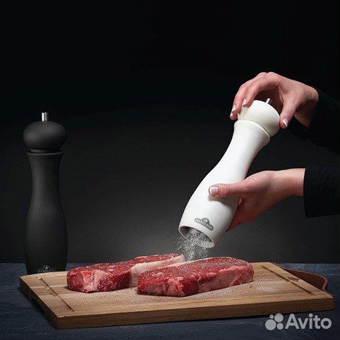 Набор из 2-х мельниц Napoleon (соль, перец)