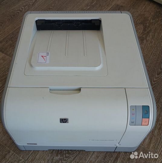 Цветной лазерный принтер HP CP1215