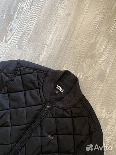 Демисезонный стёганый бомбер Vans (S-M) ориг