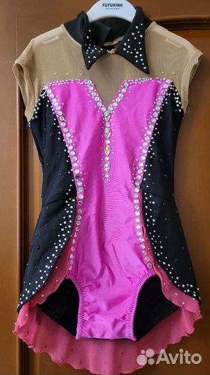 Костюм для гимнастики танцев