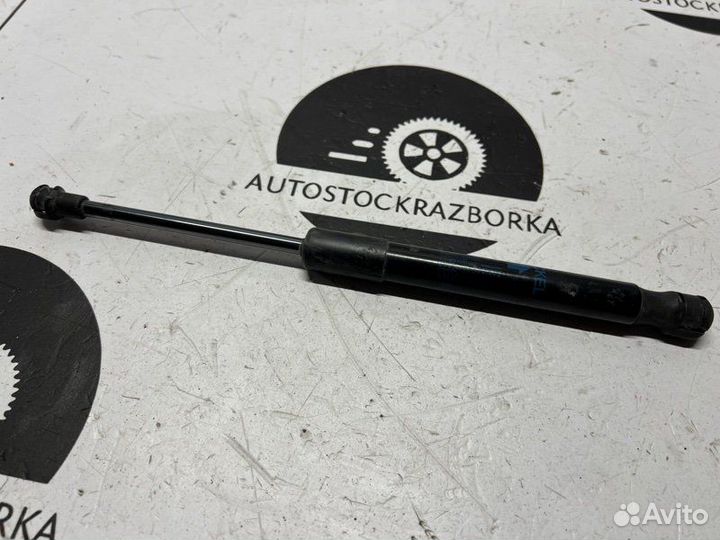 Амортизатор капота Porsche Macan 95B MDG.RB 2020