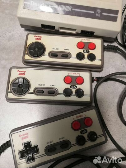 Игровая приставка dendy 90х