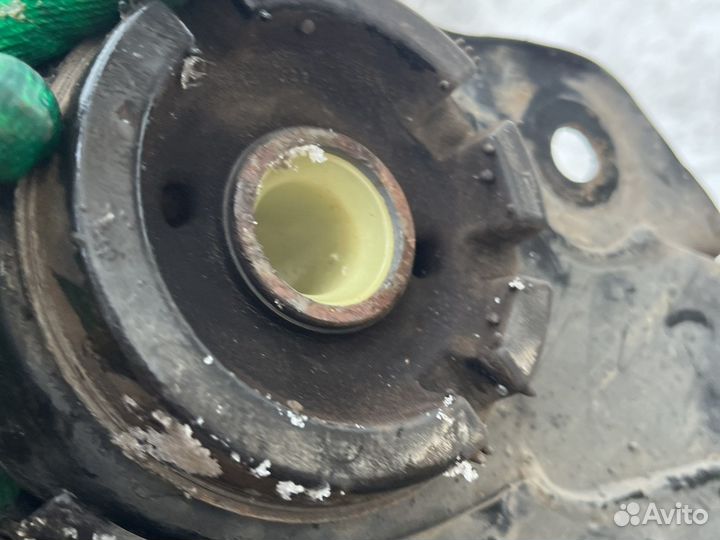 Подрамник Lexus Rx 4