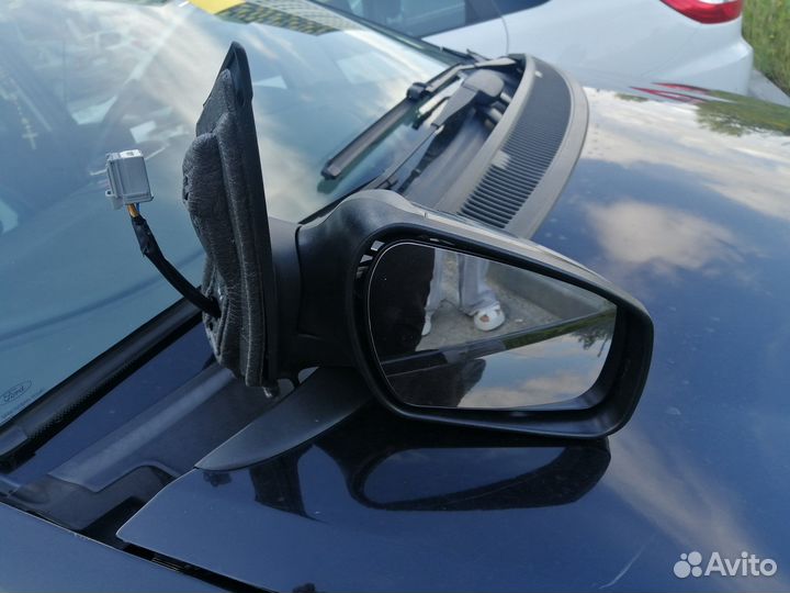 Продам зеркало на ford фокус новое
