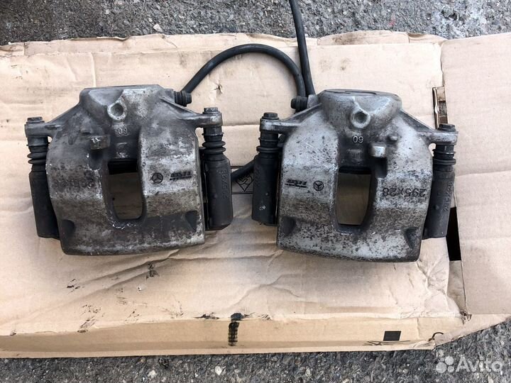 Суппорта передние Mercedes w212 е212 w212