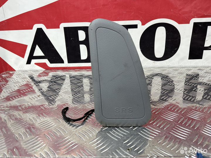 Mercedes Viano 639 Правая подушка в сиденье