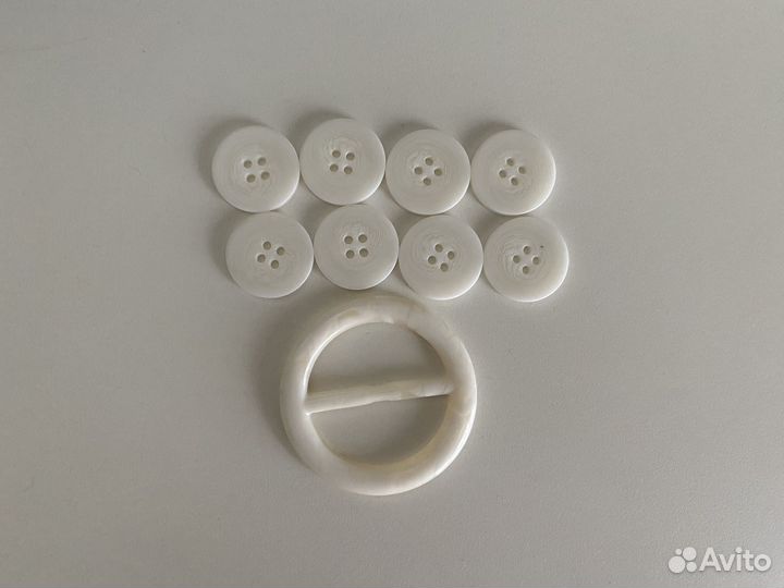 Новые пкновицы и пряжка для ремня