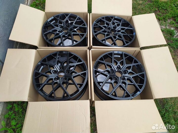 Диски 5*114,3; R17 Паутина