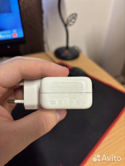 Оригинальный блок Apple 12w