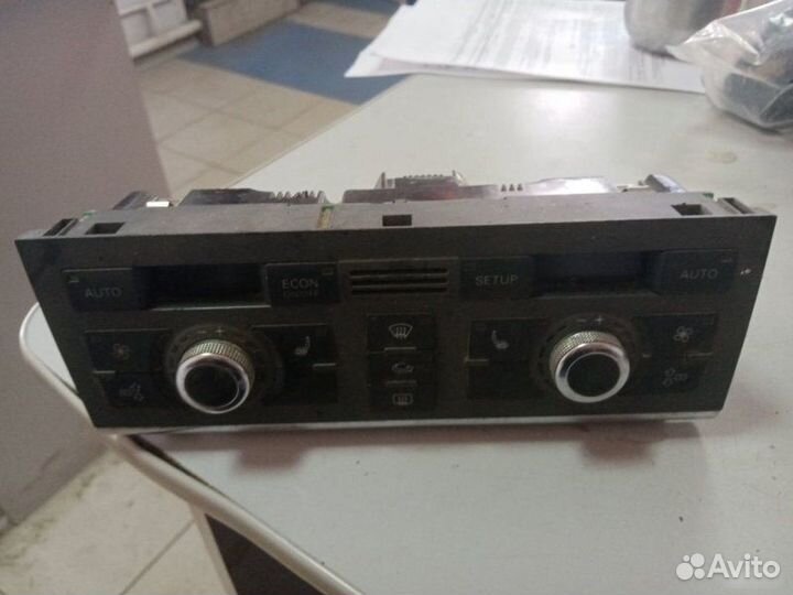 Блок управления климатической установкой Audi A6