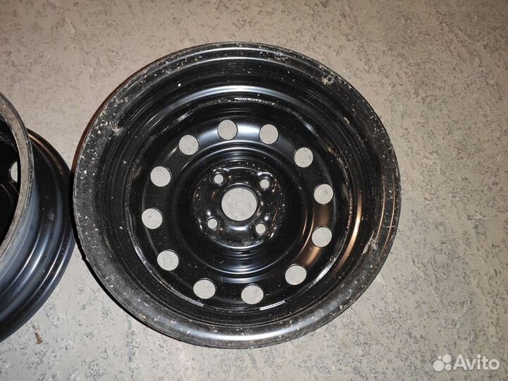 Оригинальные штампованные диски R14 Kia Rio