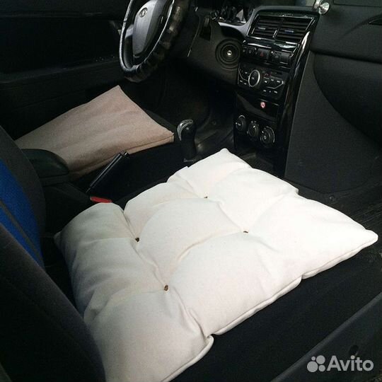 Подушка для водителя в машину в чехле