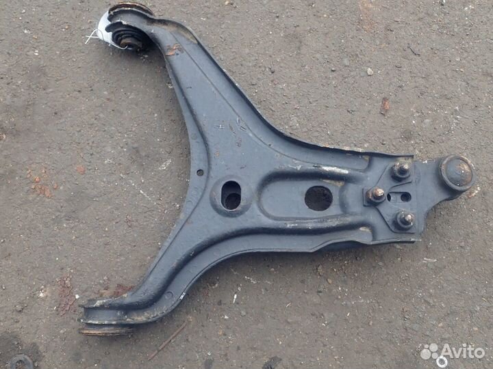 Рычаг подвески Audi 80 (B4), 1991