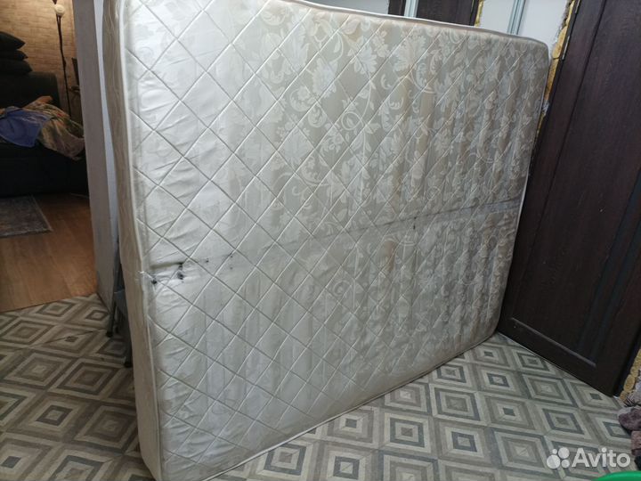 Матрас 140х200 бу