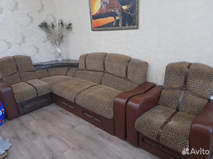 Угловой диван