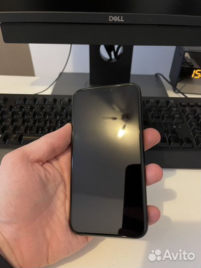 Телефон iPhone XR 64gb
