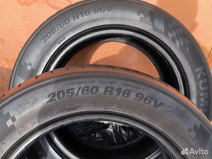 Колеса летние kumho 205/60 R16. Комплект 4 штуки