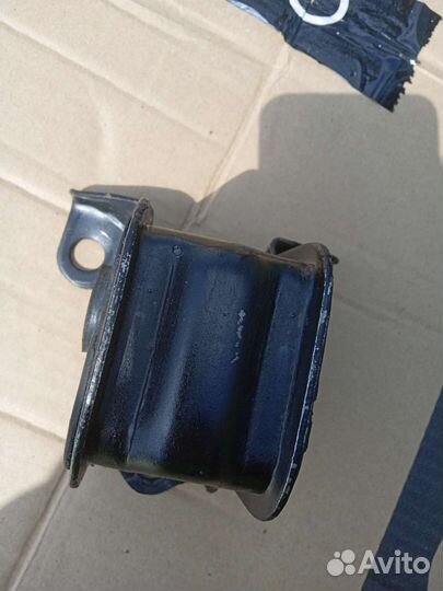 Опора двигателя на хонду Одиссей 50840-SV4-980