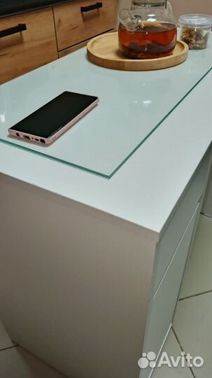 Письменный столик