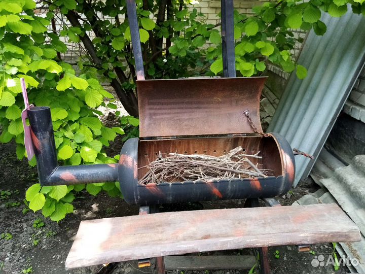 Мангал с крышей