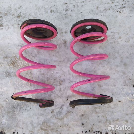 Пружины Mitsubishi Outlander