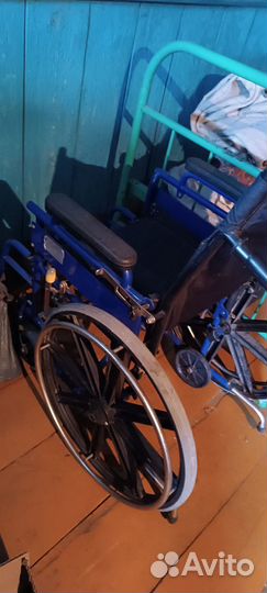 Инвалидная коляска