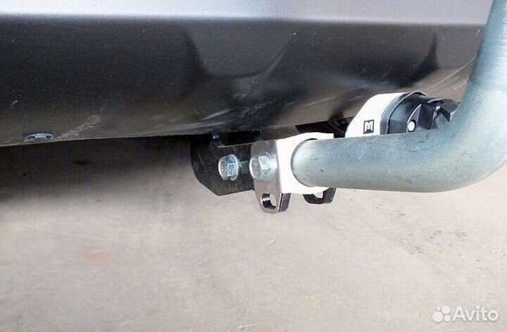 Фаркоп с оцинкованным шаром Nissan Qashqai 2007-2